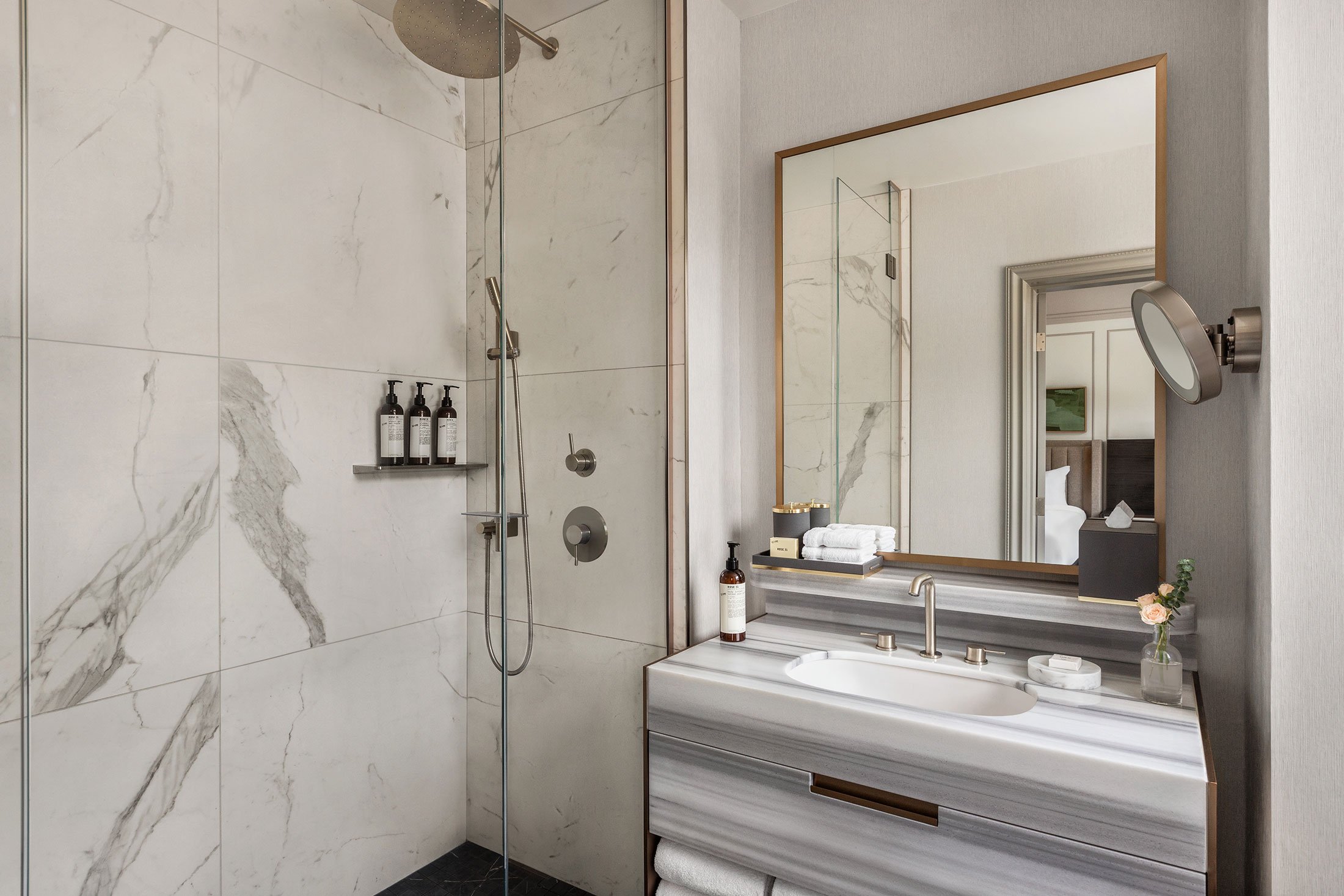 Fairmont Room Bathroom