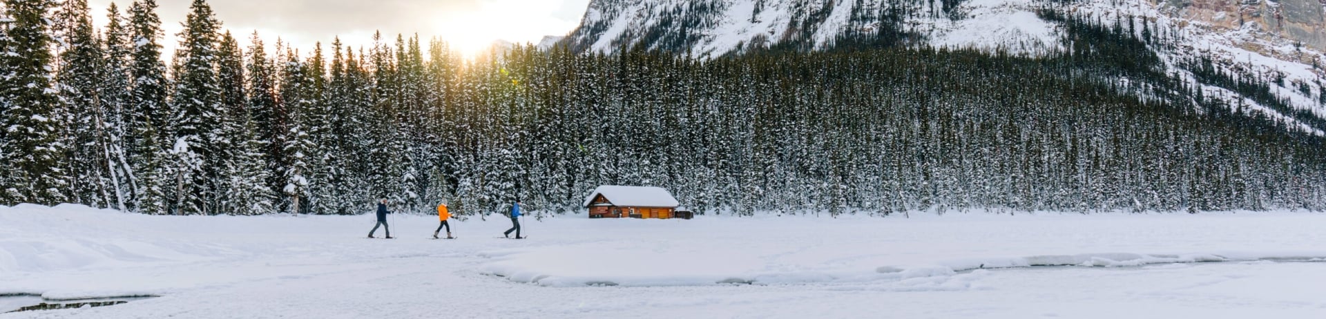 Blog Reasons to Visit Lake Louise this Spring