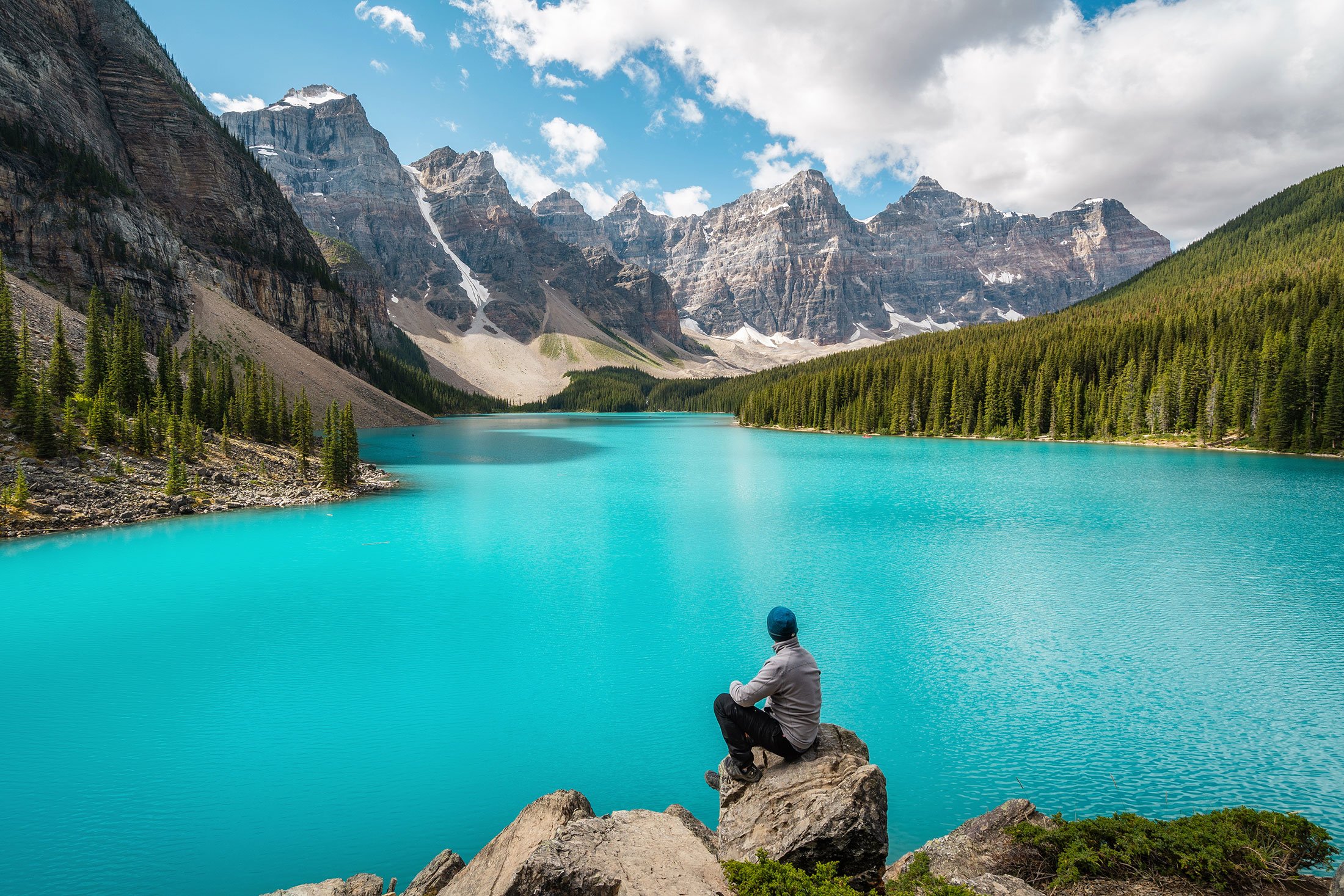 Your Moraine Lake Summer Guide