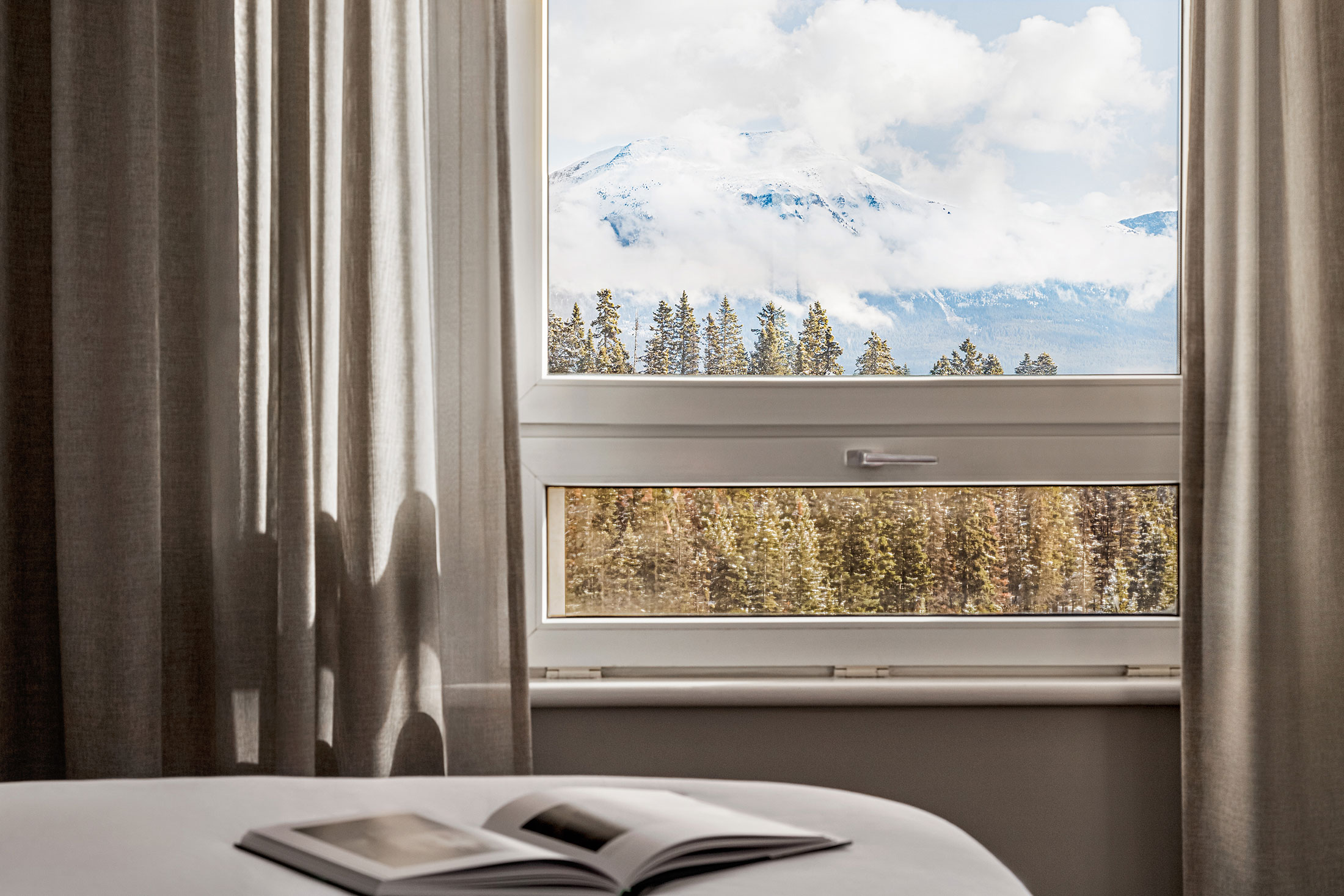 Deluxe Room | Lake Louise