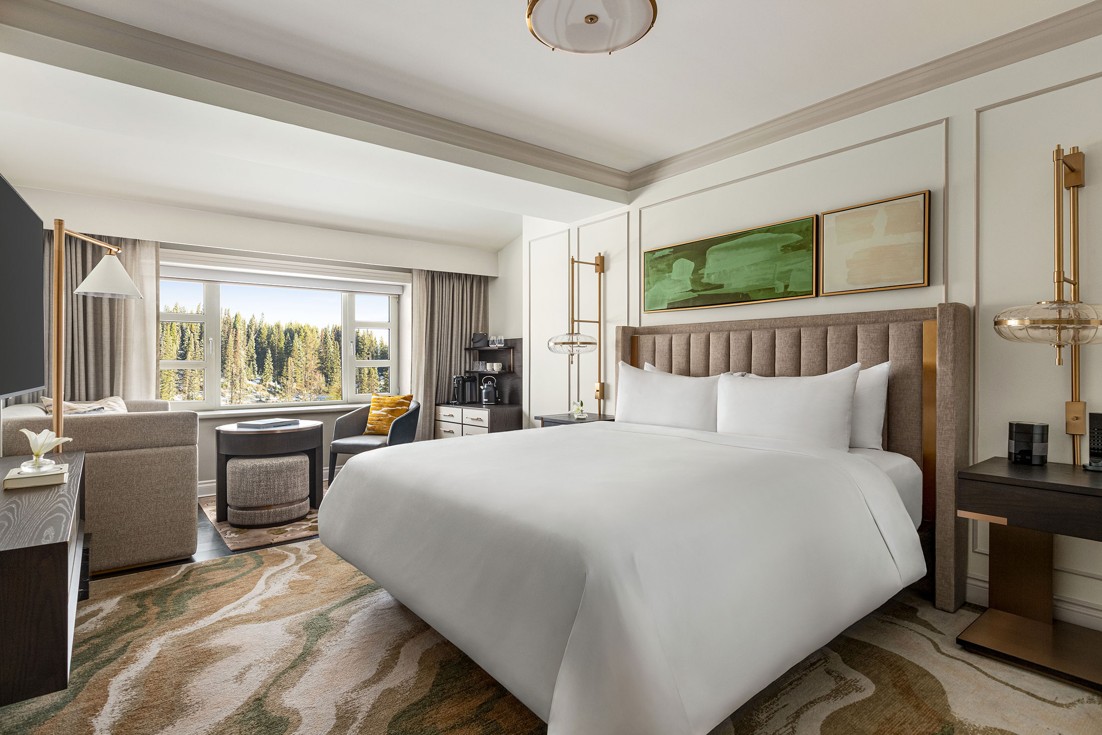 Deluxe Accessible Room | Lake Louise