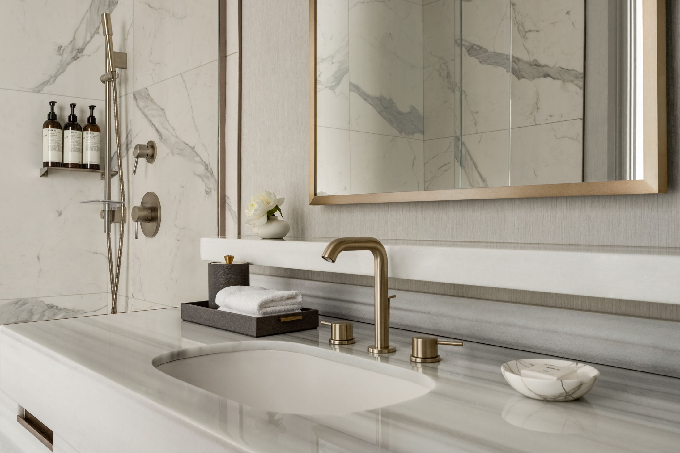 Deluxe Mount Temple King