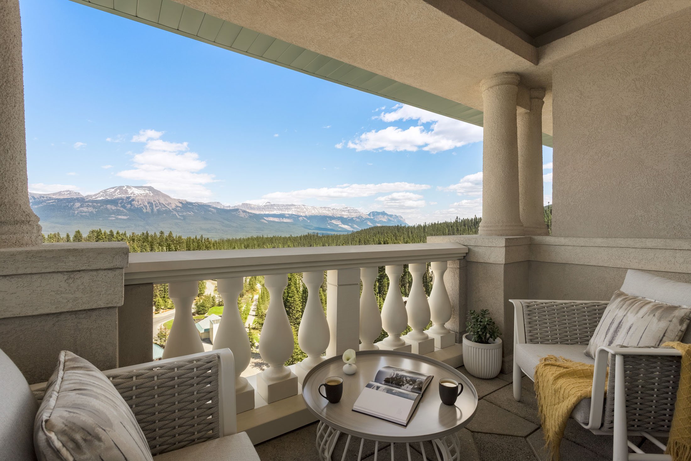 Whitehorn Suite