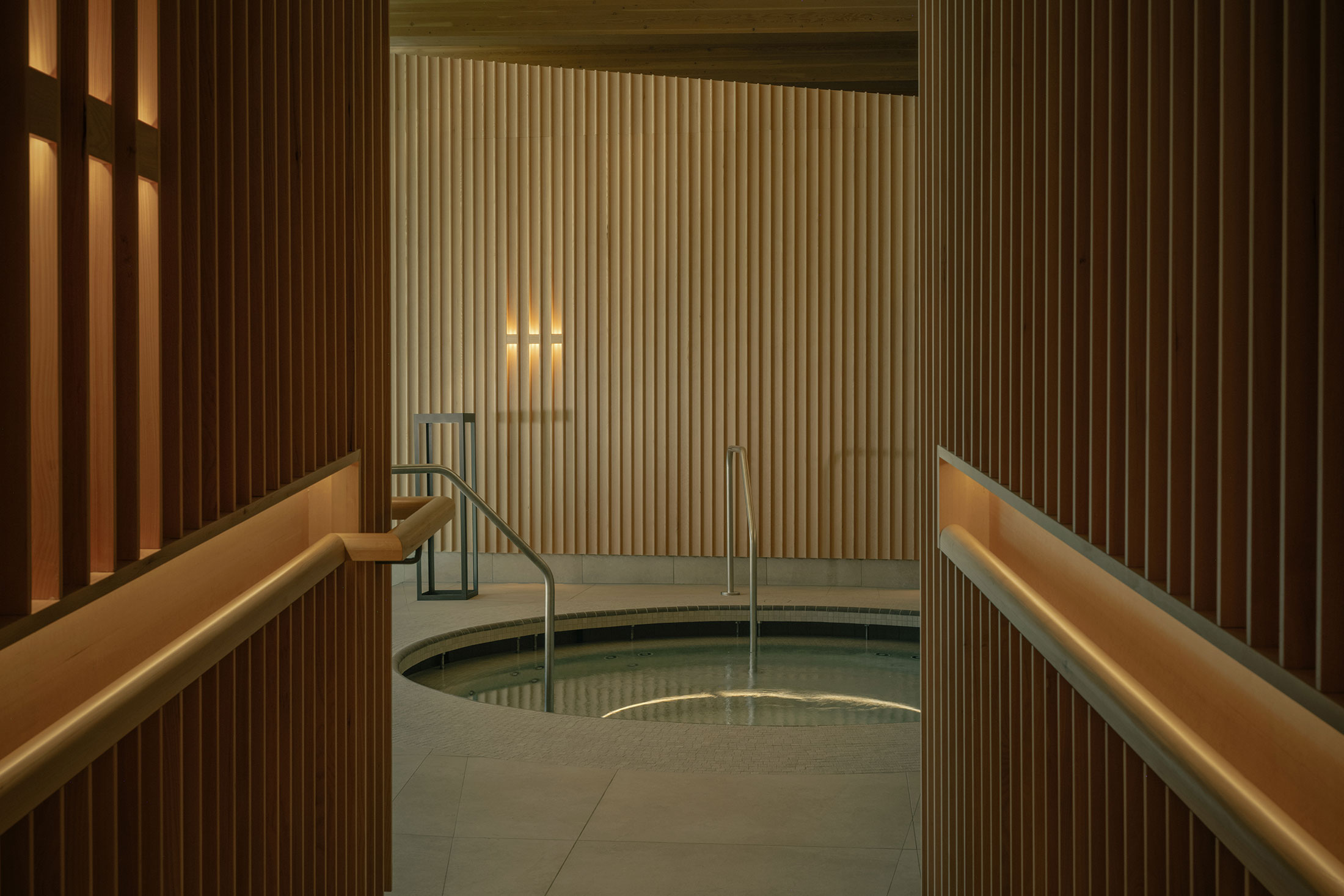 Hydro Pool | BASIN Glacial Waters